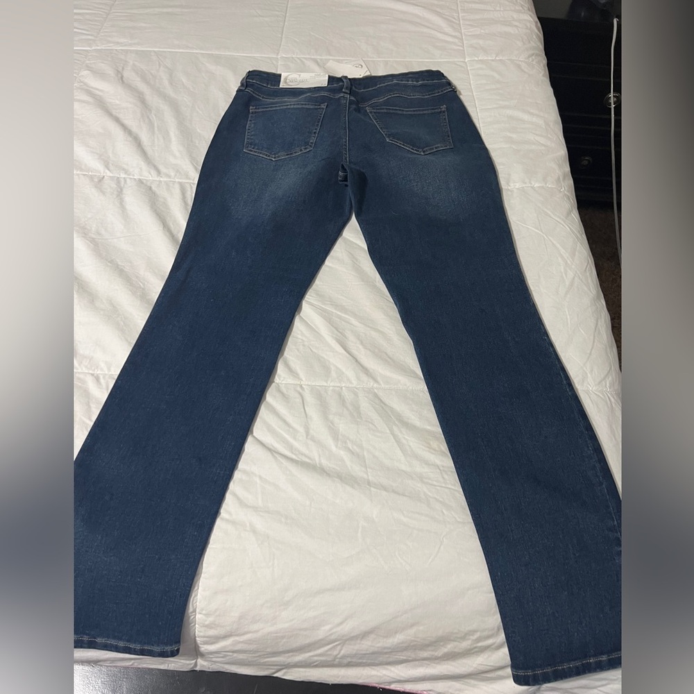 Embellished Blue Jeans - Picture 5 of 7